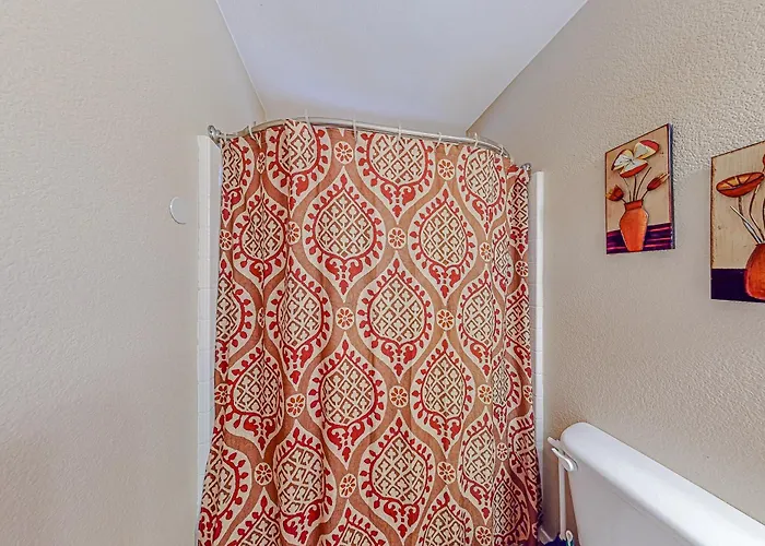 Local Living In * Apache Junction