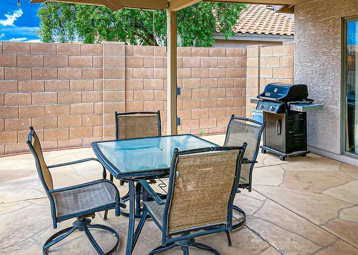 Local Living In * Apache Junction