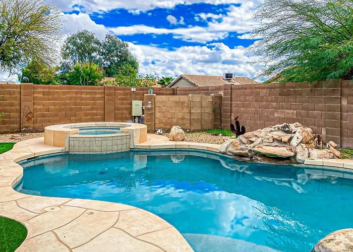 Local Living In Apache Junction